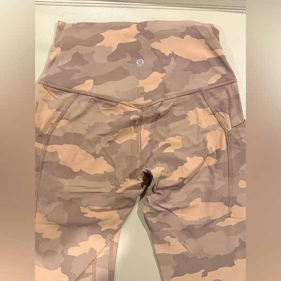 Lululemon Brown Camouflage Leggings - Picture 3 of 4